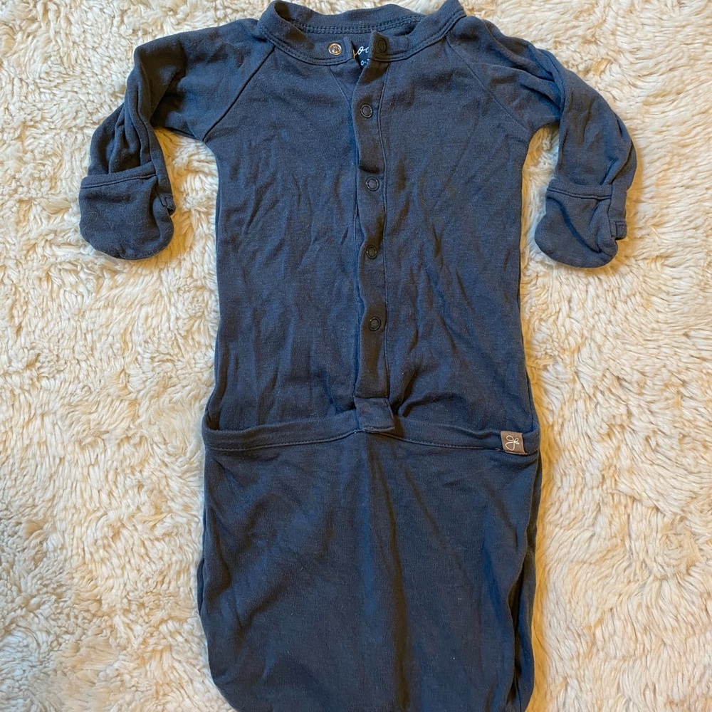 Goumi Kids 24 Hour Convertible Gown